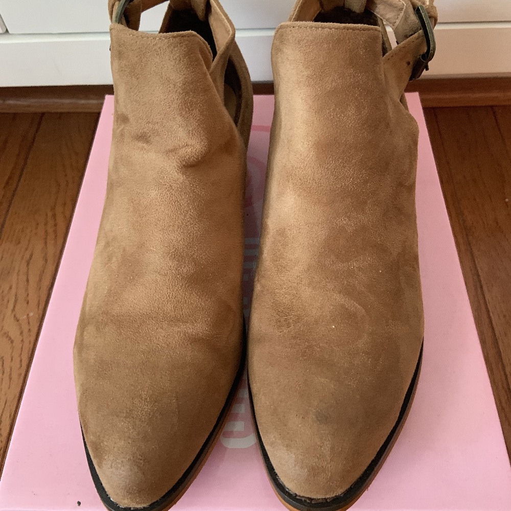 GC Brown Booties - Picture 2 of 3
